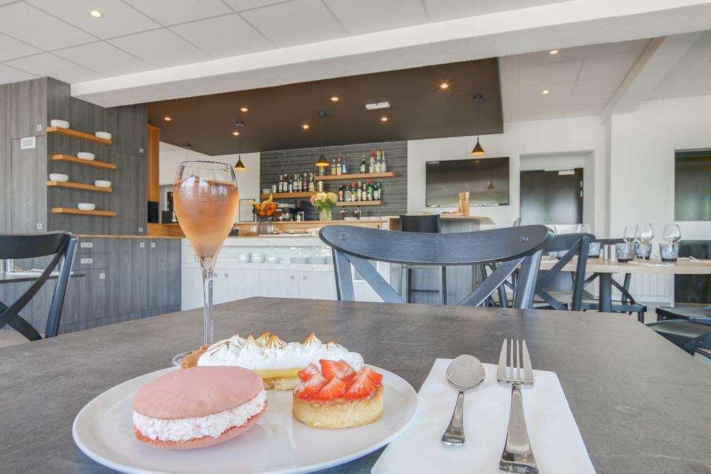 Brit La Neuvillette Hotel