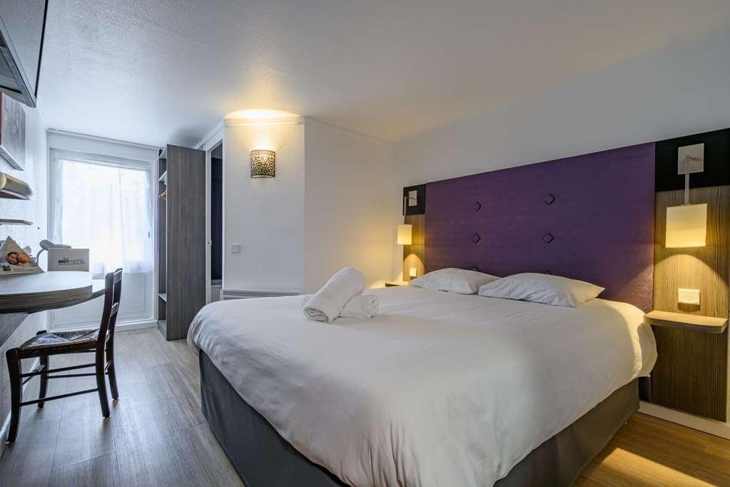 Brit La Neuvillette Hotel 3*
