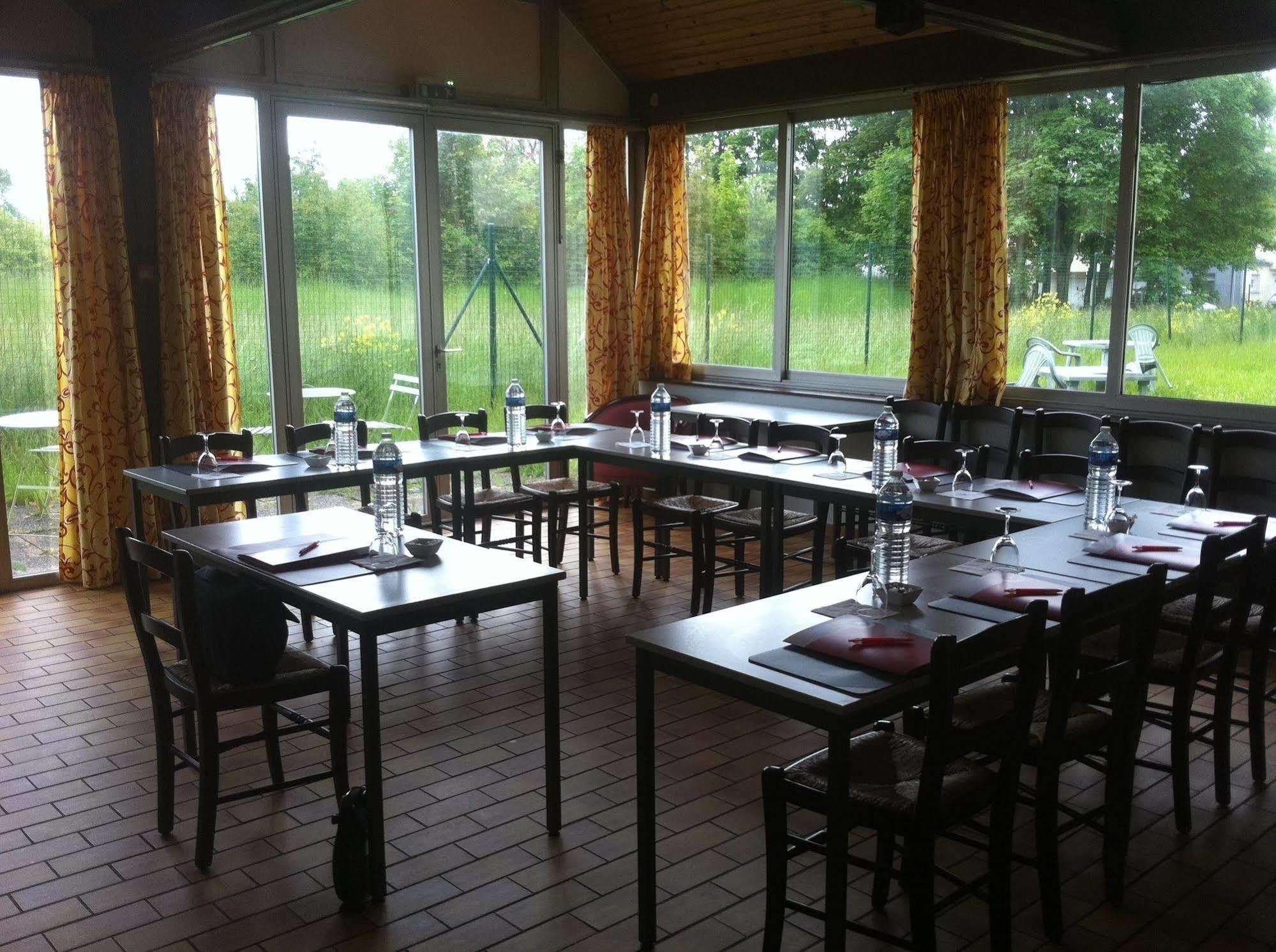 Brit La Neuvillette Hotel 3*